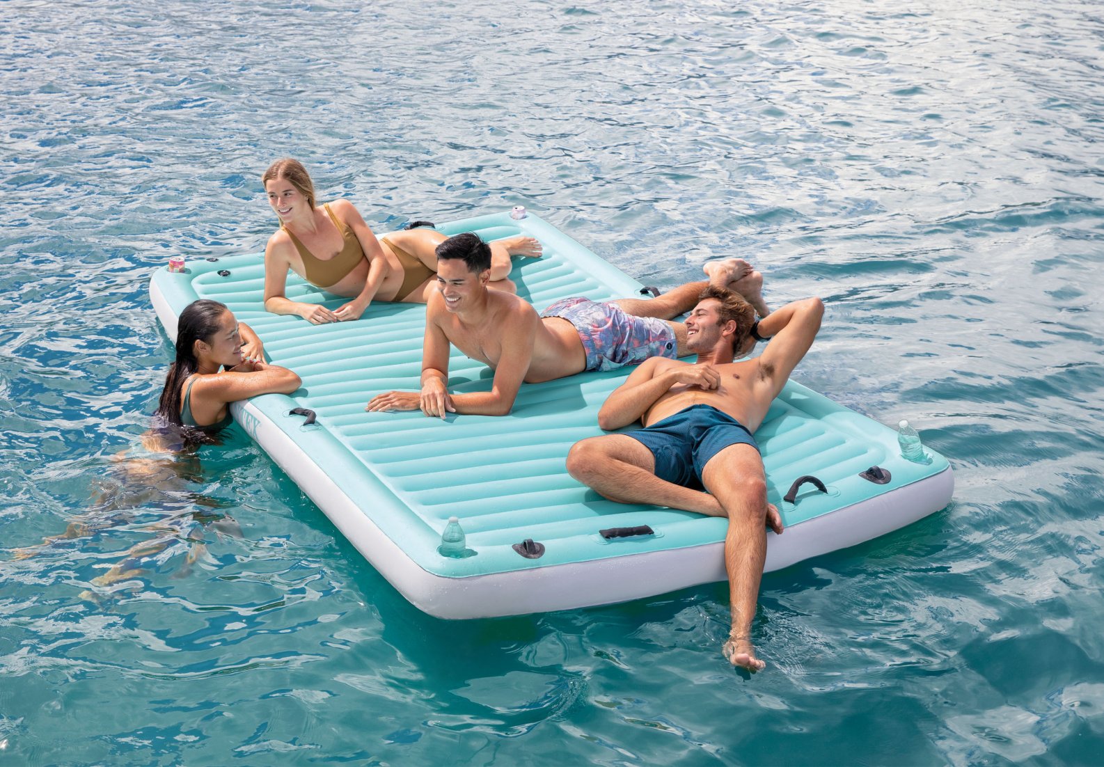 Intex Waterlounge Mega Platform